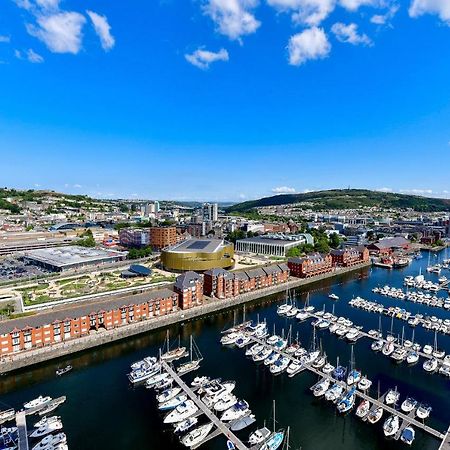 Just Stay Wales - Meridian Tower Marina & City View - 2 Bed Apartment Σουόνσι Εξωτερικό φωτογραφία