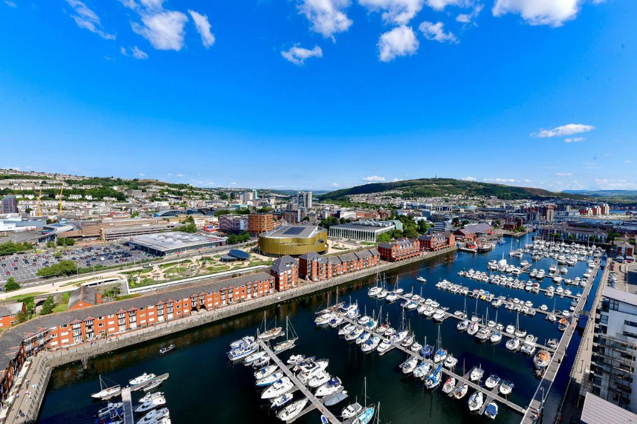 Just Stay Wales - Meridian Tower Marina & City View - 2 Bed Apartment Σουόνσι Εξωτερικό φωτογραφία